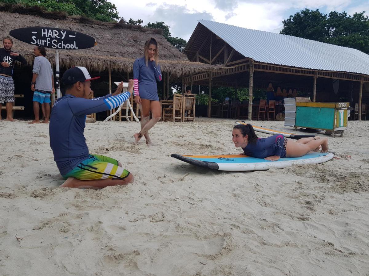 Tropical Sunday Bungalow - Surf And Stay Selong Belanak Eksteriør billede