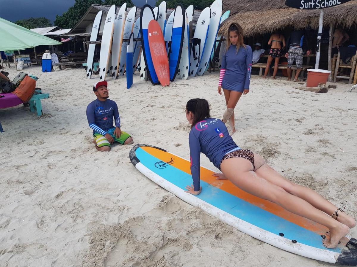 Tropical Sunday Bungalow - Surf And Stay Selong Belanak Eksteriør billede