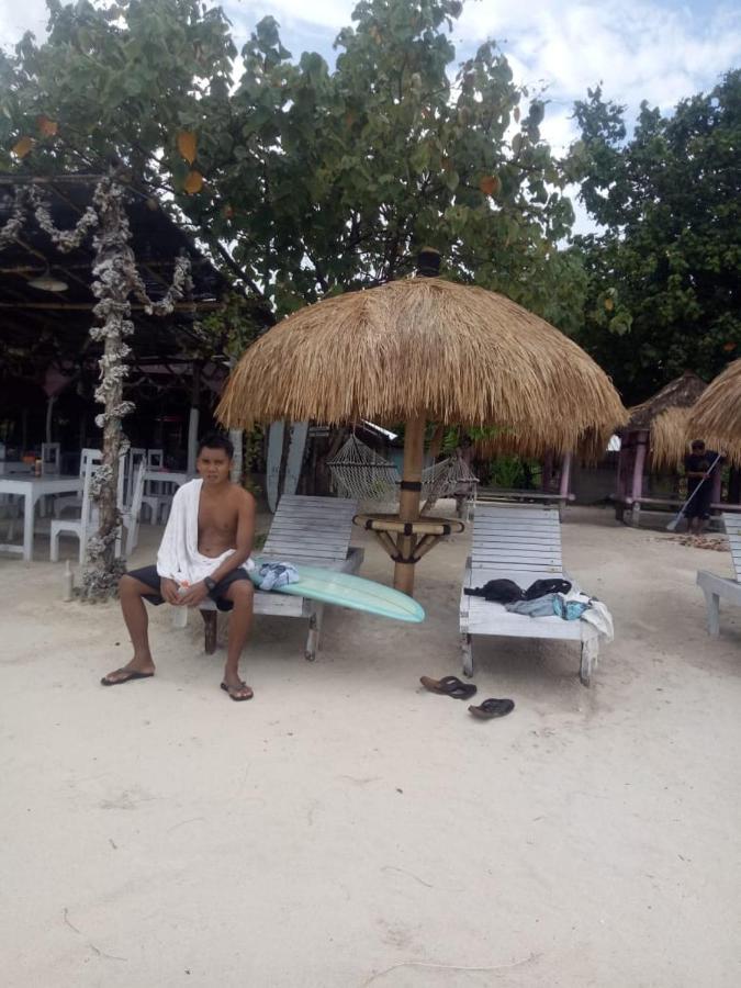 Tropical Sunday Bungalow - Surf And Stay Selong Belanak Eksteriør billede